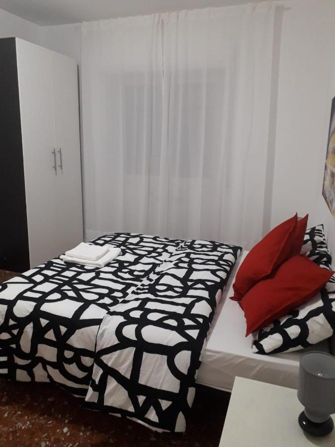 Centro Monti Tiburtini B&B Roma מראה חיצוני תמונה