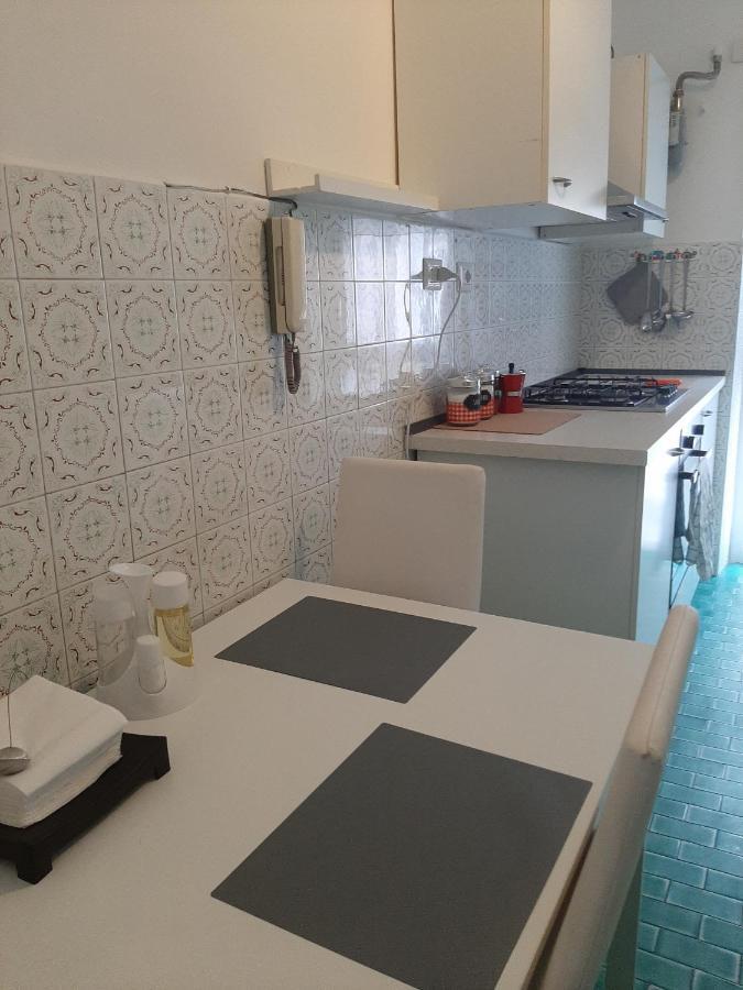 Centro Monti Tiburtini B&B Roma מראה חיצוני תמונה